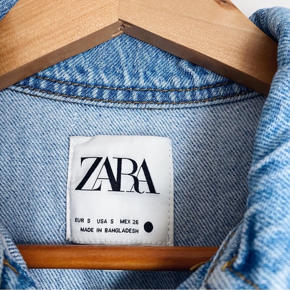 Zara Button Denim Dress Sleeveless Waist Tie Light Wash Hobo Modern Sexy Beachy - Picture 5 of 10